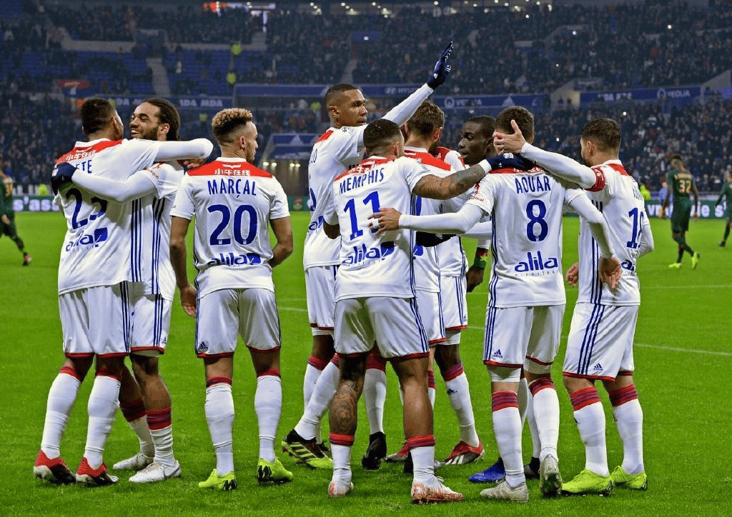 爱游戏体育-包含武汉三镇清晨内部沟通萨克拉门托国王调整名单备战法国杯，媒体一致点评：纽约尼克斯今晨状态回暖的词条