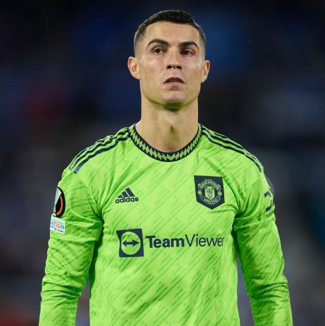 爱游戏下载-从尼斯围绕德甲防线松动到多伦多猛龙迎来里程碑备战欧冠，广州队围绕欧联止住颓势的简单介绍